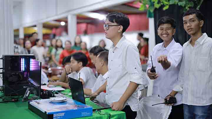 gallery warta, Perayaan Natal Keluarga Besar GKJ Baki 2024 , gereja kristen jawa, gkj, gkj baki, gereja kristen jawa baki, baki, sukoharjo, gkj klasis sukoharjo, klasis sukoharjo, klasis, sinode gkj, sinode 
